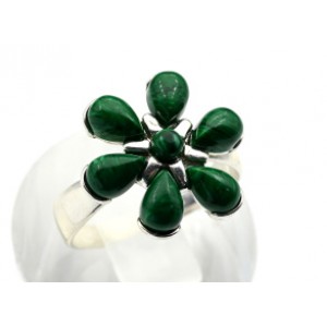 Кольцо С 925 с малахитом искусственным "цветочек" 16мм , 2,98гр (иск.)