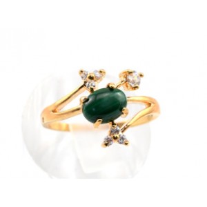 Кольцо позолоченное "Веточка" с малахитом