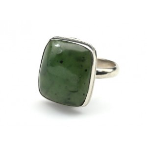 Кольцо нефрит " Прямоугольник " 14*17мм