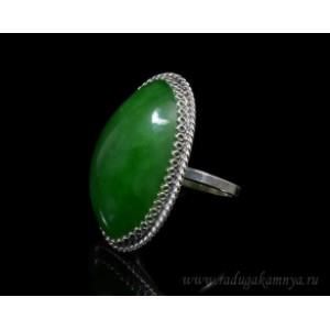 Кольцо нефрит "Овал" 19*32мм