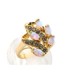 Кольцо женское "Волна" с японским опалом и стразами,  (иск.)