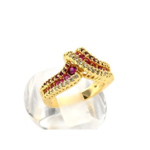 Кольцо с позолотой "Каприз" циркон рубиновый,  (иск.)