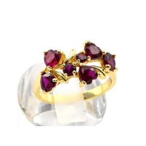 Кольцо женское "Столбик" с цирконом рубиновым,  (иск.)