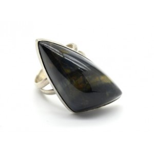 Кольцо соколиный глаз " Грация " 18*37мм.