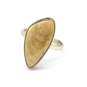 Кольцо с турмалином " Грация " 12*24мм.