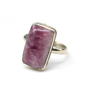 Кольцо турмалин " Прямоугольник " 12*19мм