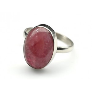 Кольцо с турмалином " Овал " 12*17мм