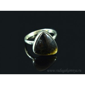 Кольцо с турмалином " Грация " 15*18мм.