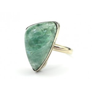 Кольцо флюорит " Грация " 14*22мм