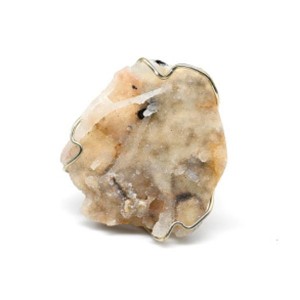 Кольцо с халцедоном 34*39мм.