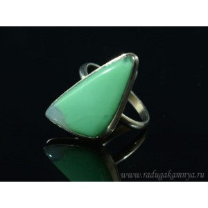 Кольцо хризопраз " Грация " 13*24мм