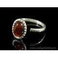 Кольцо с янтарём в посеребрении овал 11*15мм коньячный (иск.)