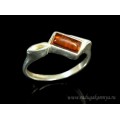 Кольцо посеребренное с янтарём прямоугольник 9*19мм коньячный (иск.)