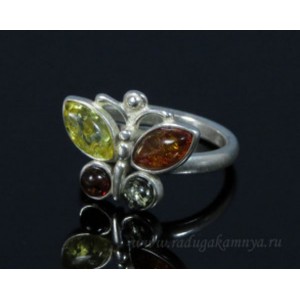 Кольцо посеребренное с янтарём бабочка 19*15мм ассорти (иск.)
