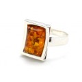 Кольцо с янтарем C925 прямоугольник 12*15мм св.коньячный , 4,28гр (иск.)