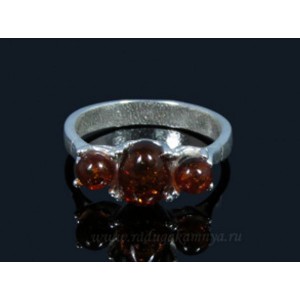 Кольцо с янтарём в посеребрении 2 шарика, овал мод 6 (иск.)