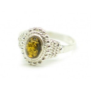 Кольцо с янтарём в посеребрении "нежность" 10*12мм зеленый (иск.)