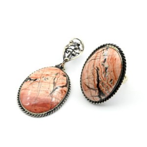 Кольцо и кулон яшма