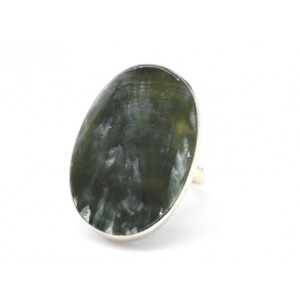 Кольцо с серафинитом " Овал " 21*29мм