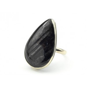 Кольцо с гиперстеном "Капля" 17*28мм