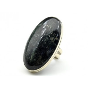Кольцо актинолит" Овал " 23*42мм.