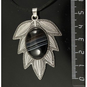 Кулон из агата черного "лист", цвет ант. серебро, овал 25х18мм