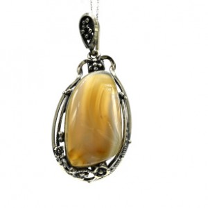 Кулон из агата бразильского Капля 29*47мм Кулон из агата бразильского Капля 29*47мм