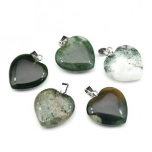 Кулон в виде сердца 20*20мм из агата мохового