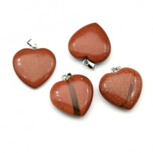 Кулон в форме Сердца 25*25мм из авантюрина (иск.)