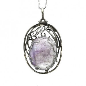 Кулон с аметистом 31*41мм.