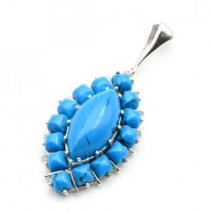 Кулон С 925 с бирюзой (имитация) рис в кубиках 20*32мм, 6,97гр (иск.) Кулон С 925 с бирюзой (имитация) рис в кубиках 20*32мм, 6,97гр (иск.)