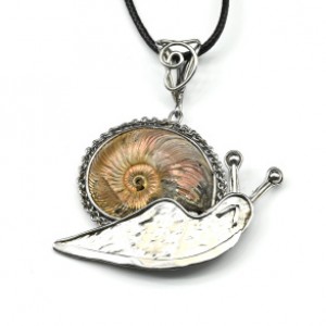 Кулон с аммонитом "Улитка" 52*38мм