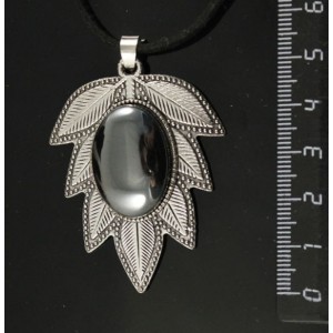Кулон из гематита "лист", цвет ант. серебро, овал 25х18мм