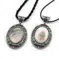 Кулон бижутерия овал 32*40мм с перламутром темным