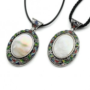 Кулон с перламутром белым овал 29*39мм