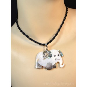 Перламутровая Кулон Слон 53*35мм, 50см