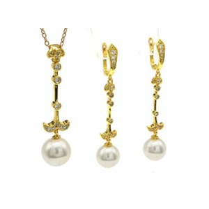 Серьги и Кулон с майоркой. (иск.)