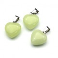 Кулон сердце из кварца светящегося 16*16мм