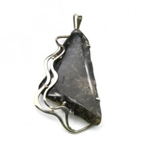 Кулон кварц с хлоритом 36*58мм.