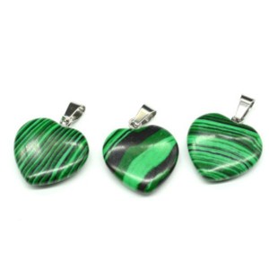 Кулон сердце из малахита искусственного 16*16мм (иск.)