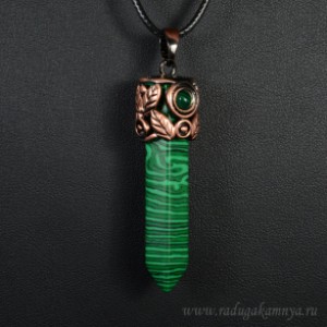 Кулон из малахита искусственного кристалл 15*56мм. (иск.)
