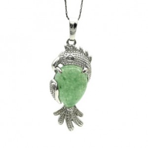 Кулон в металле "Попугай" 15*35мм с нефритом прессованным