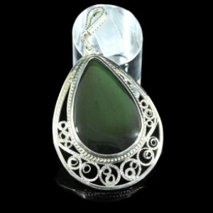 Кулон обсидиан радужный 37*50мм. Кулон обсидиан радужный 37*50мм.