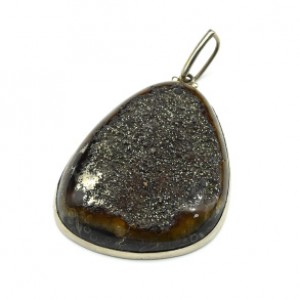 Кулон симбирцит 40*49мм. Кулон симбирцит 40*49мм.