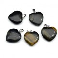 Кулон в виде сердца 20*20мм из соколиного лаза Кулон в виде сердца 20*20мм из соколиного лаза