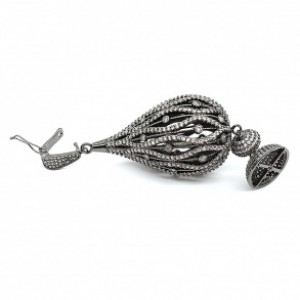 Кулон с фианитами в родиевом покрытии "Купол" 27*50мм черненый цвет хрусталь (иск.)