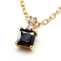 Кулон с позолотой "Квадрат" из циркона черного и белого (иск.)