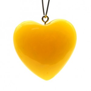 Кулон из янтаря "Сердце" 33*32мм цвет медово-молочный (иск.)