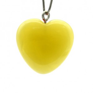 Кулон Сердце из янтаря 23*22мм цвет молочный (иск.)