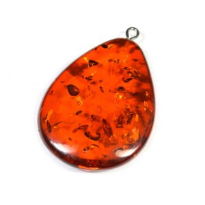 Кулон на шею капля 30*40мм из янтаря цвет коньячный (иск.)